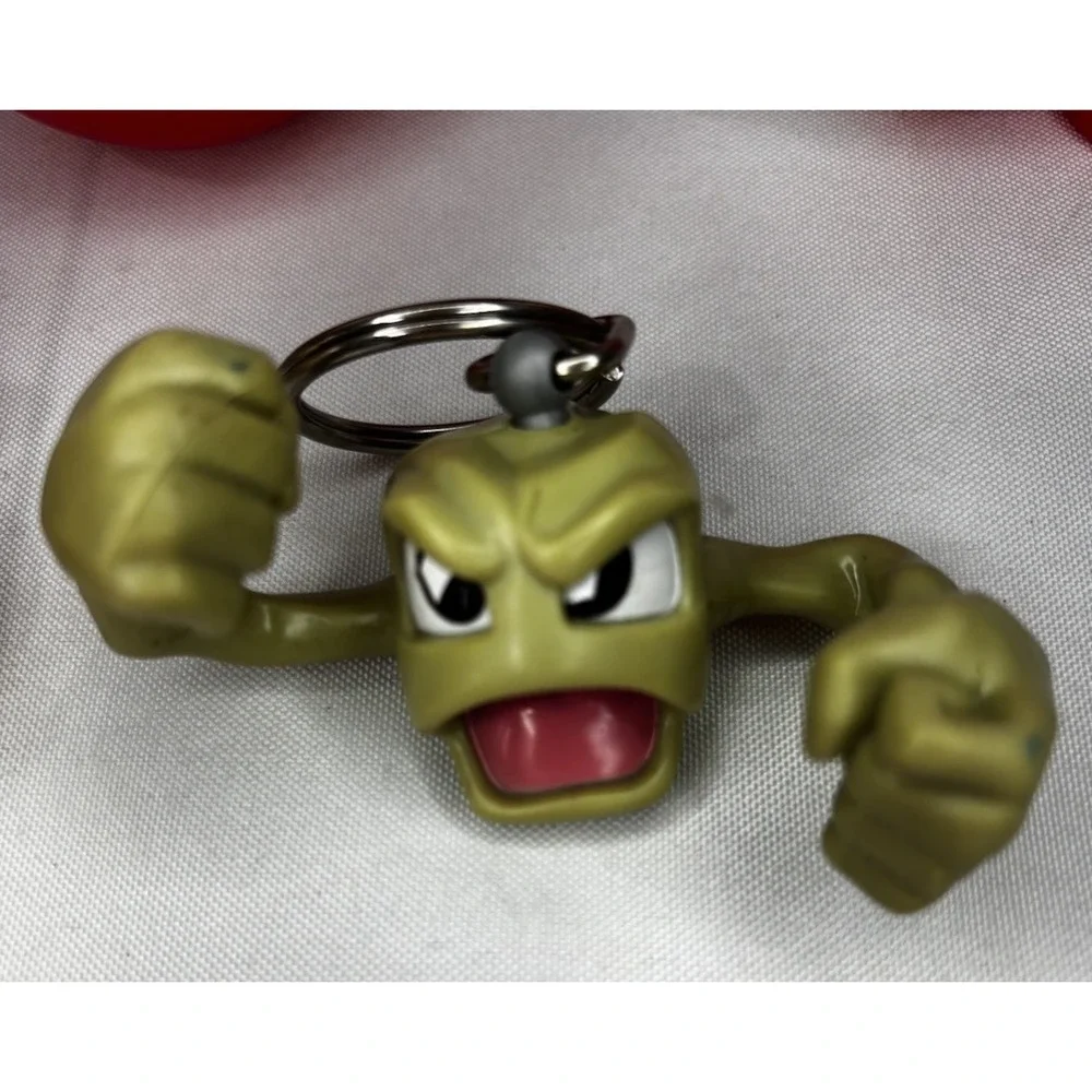 Lot Of 9 Vintage 1999 Pokemon Key Chains Burger King With Poke Balls